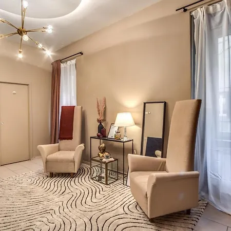 Borgognona 2* Roma